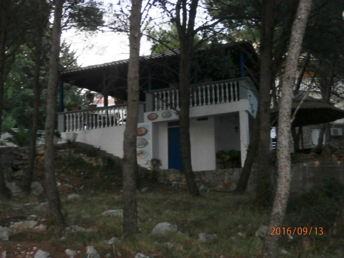 Apartments Meni Drage Kültér fotó